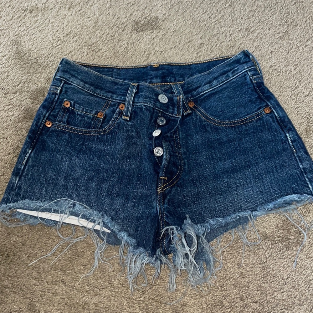 Dark wash Levi’s 501 shorts
